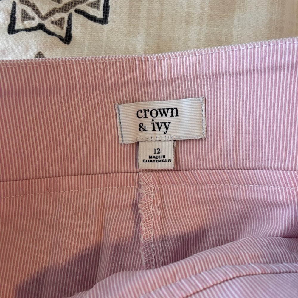 💛2 for $15! Crown & Ivy Light Pink Mini Skirt - Picture 2 of 7